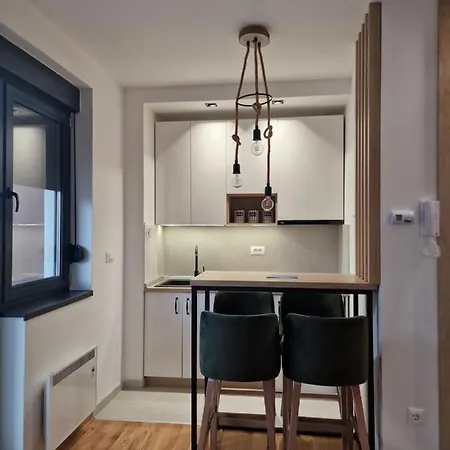 شقة Hedonist Mountain Wellness &