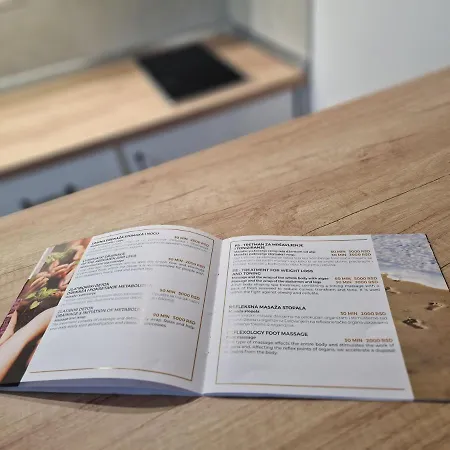 Hedonist Mountain Wellness & شقة