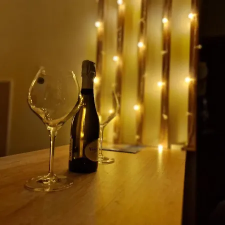 Hedonist Mountain Wellness & شقة زلاتيبور