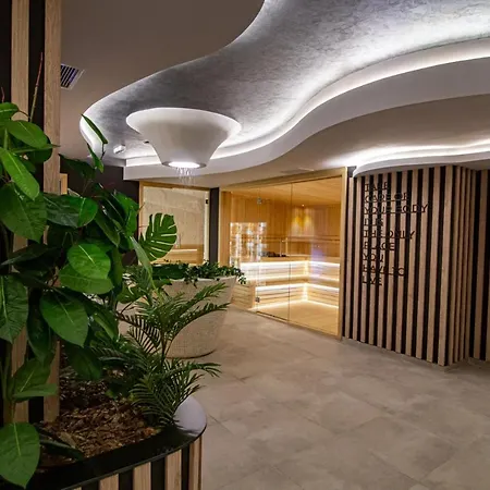 Hedonist Mountain Wellness & * زلاتيبور